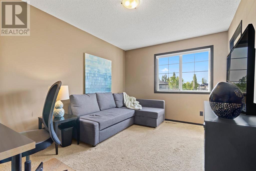 106 Chapalina Rise Se, Calgary, Alberta  T2X 3Y4 - Photo 23 - A2228228