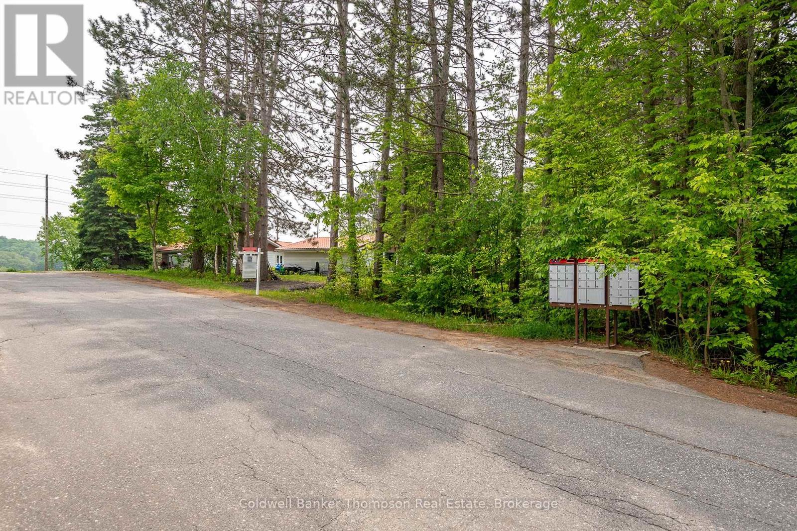 211 Lakeshore Road, Huntsville, Ontario  P1H 1Y8 - Photo 11 - X12203811