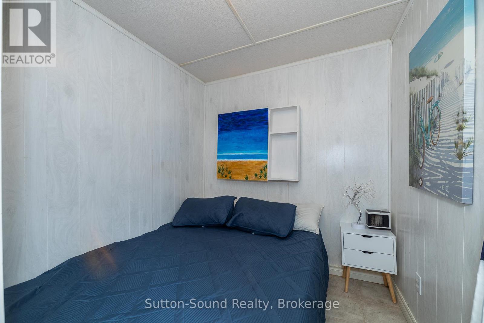 1055 2nd Avenue S, Native Leased Lands, Ontario  N0H 2G0 - Photo 12 - X12203867