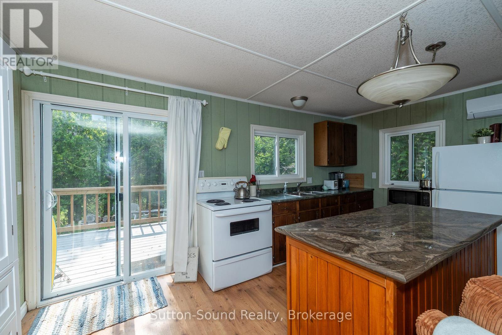 1055 2nd Avenue S, Native Leased Lands, Ontario  N0H 2G0 - Photo 19 - X12203867