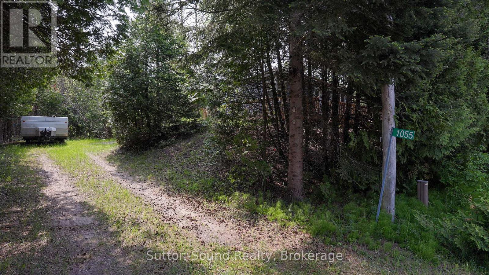 1055 2nd Avenue S, Native Leased Lands, Ontario  N0H 2G0 - Photo 28 - X12203867