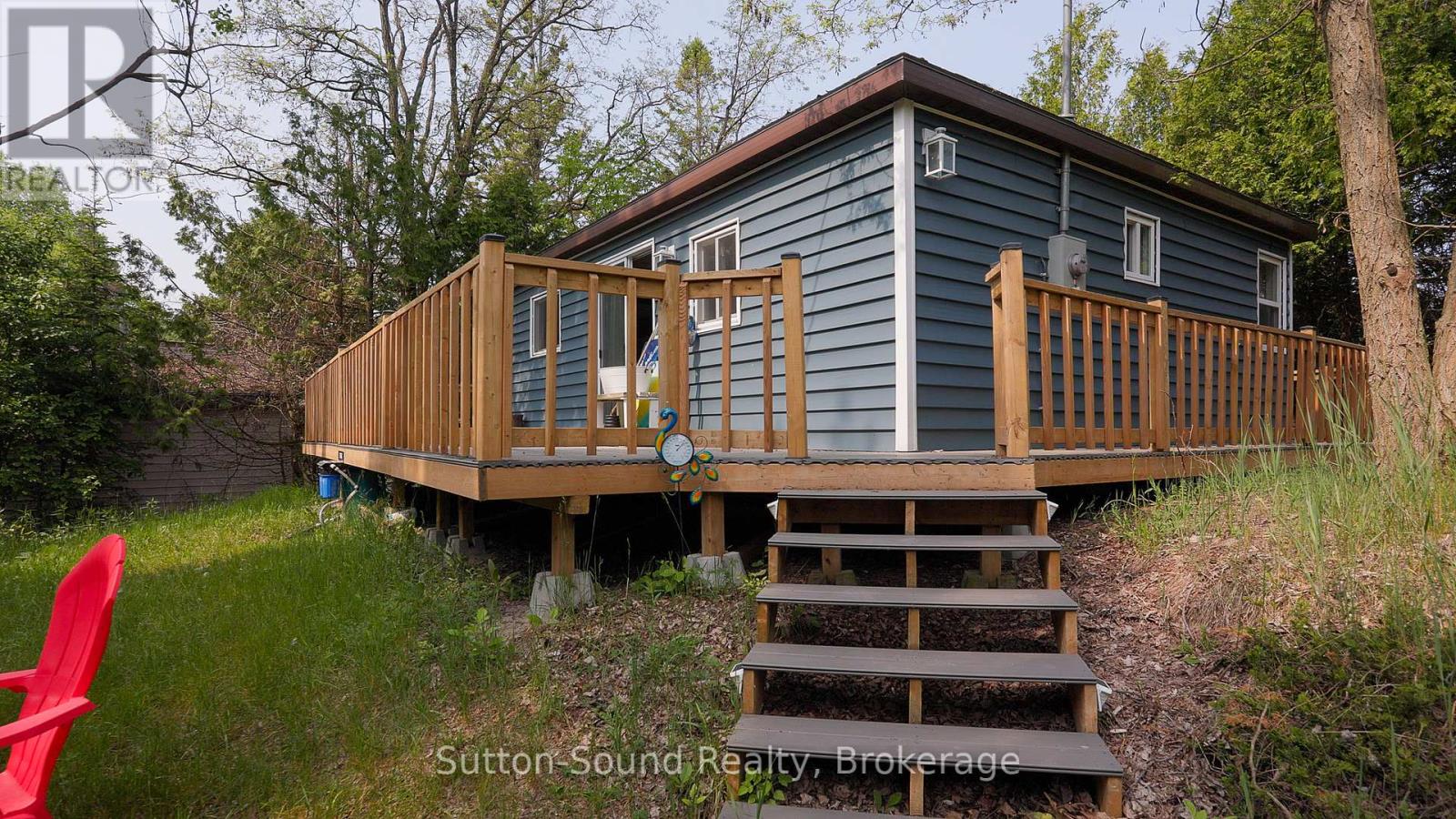 1055 2nd Avenue S, Native Leased Lands, Ontario  N0H 2G0 - Photo 30 - X12203867