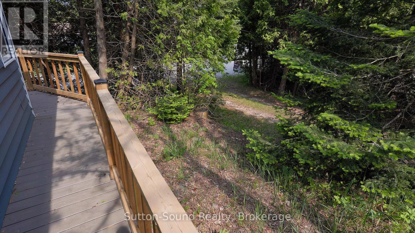 1055 2nd Avenue S, Native Leased Lands, Ontario  N0H 2G0 - Photo 35 - X12203867
