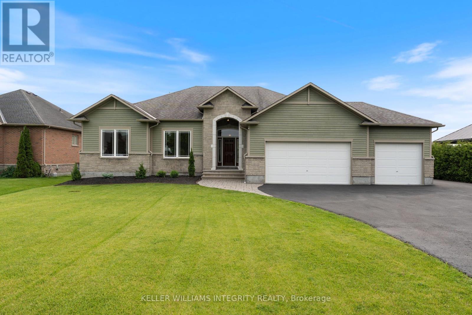 6373 BLOSSOM TRAIL DRIVE, Ottawa, Ontario