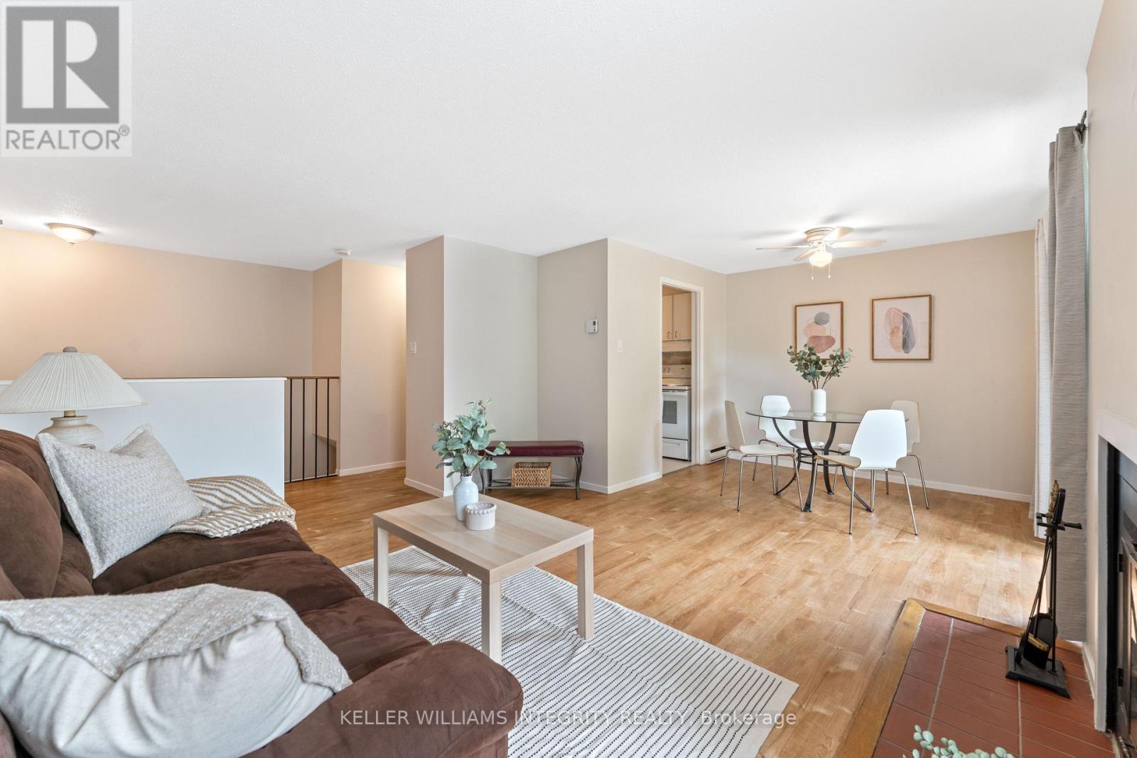 4 - 20 Sweetbriar Circle, Ottawa, Ontario  K2J 2K4 - Photo 11 - X12203881