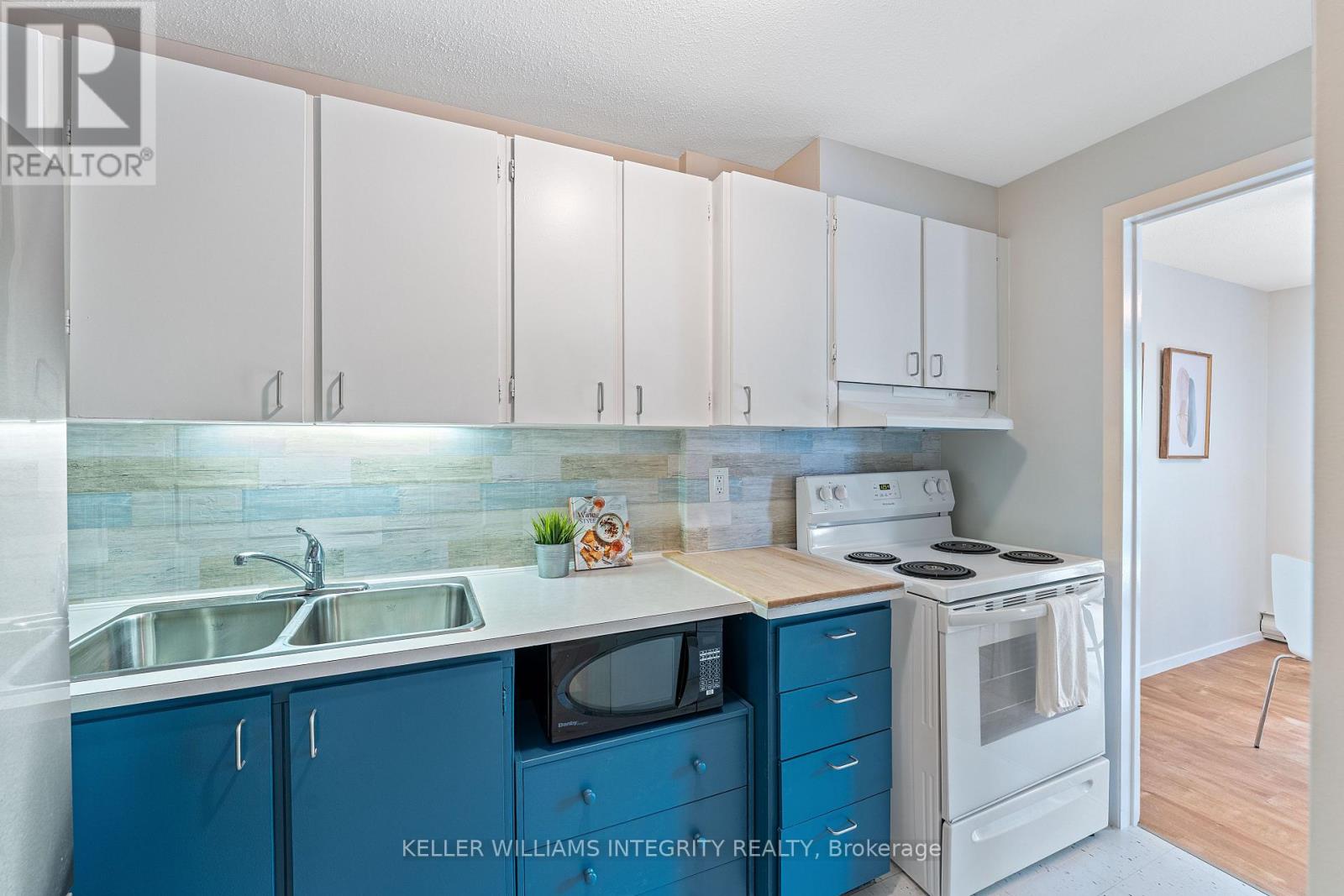 4 - 20 Sweetbriar Circle, Ottawa, Ontario  K2J 2K4 - Photo 17 - X12203881