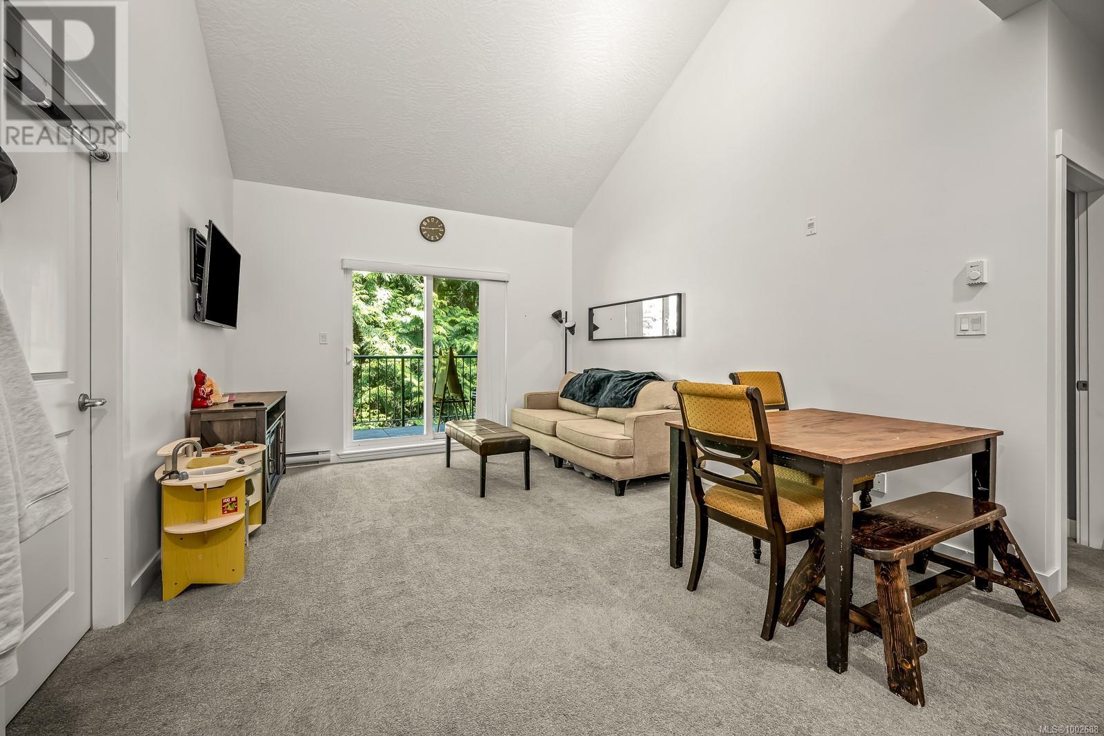 Property at 122 1577 Dingwall Rd image 2