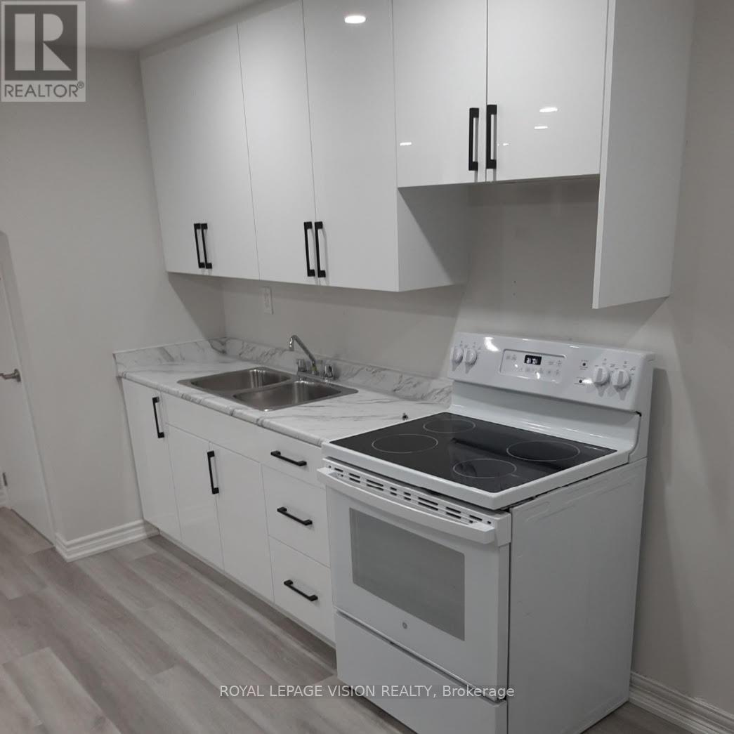 29 Tracey Court, Whitby, Ontario  L1R 3R3 - Photo 18 - E12203606