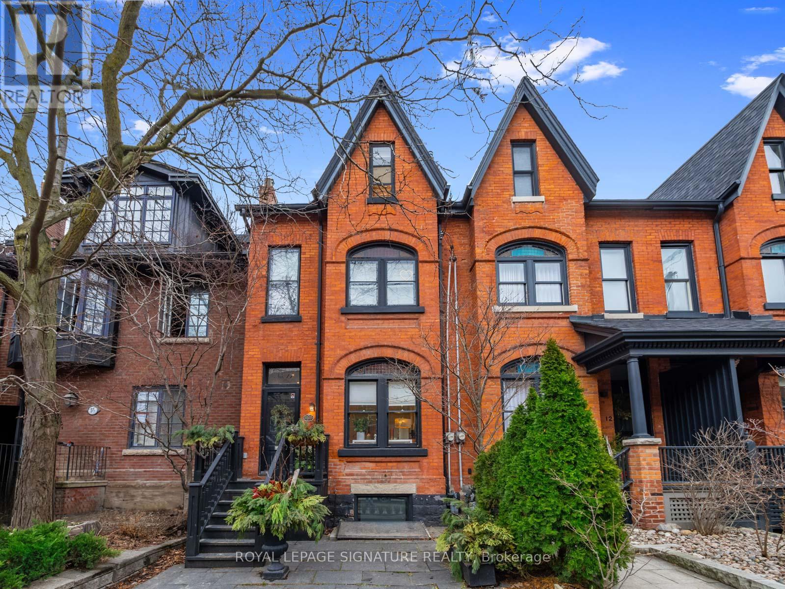 14 TRANBY AVENUE, Toronto, Ontario
