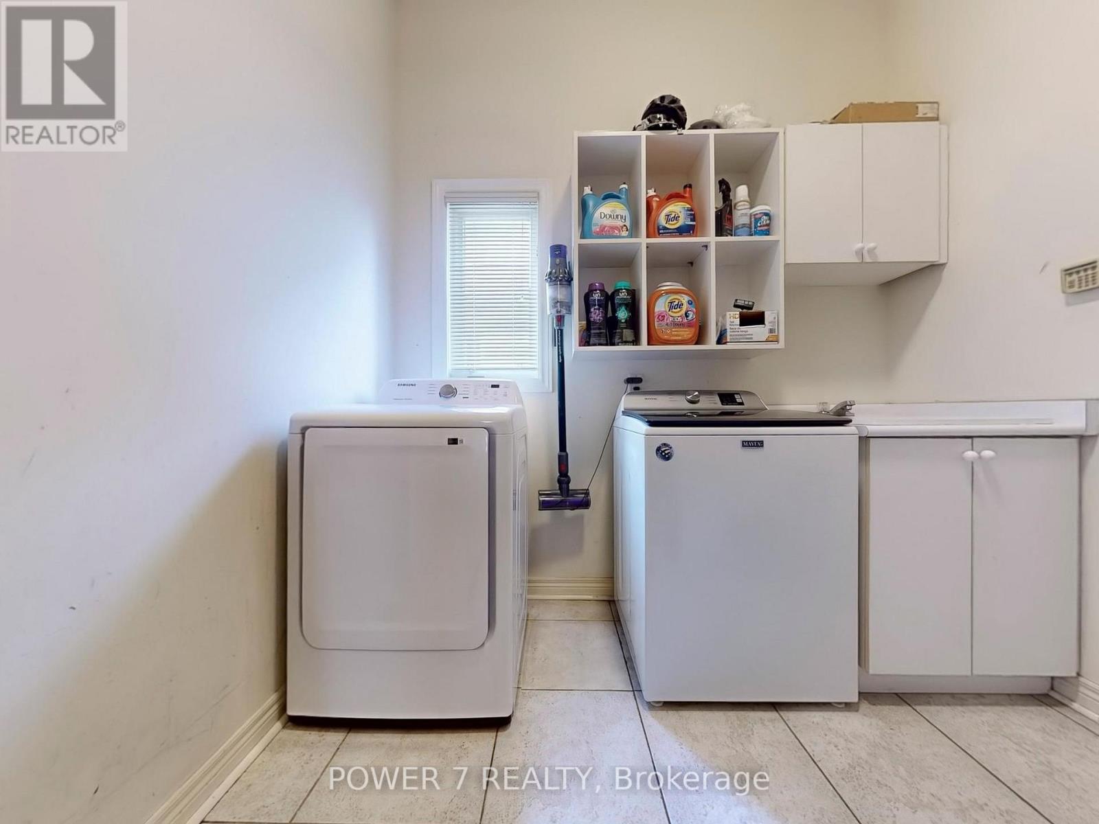 94 Sutcliffe Crescent, Markham, Ontario  L6C 1X3 - Photo 20 - N12203856