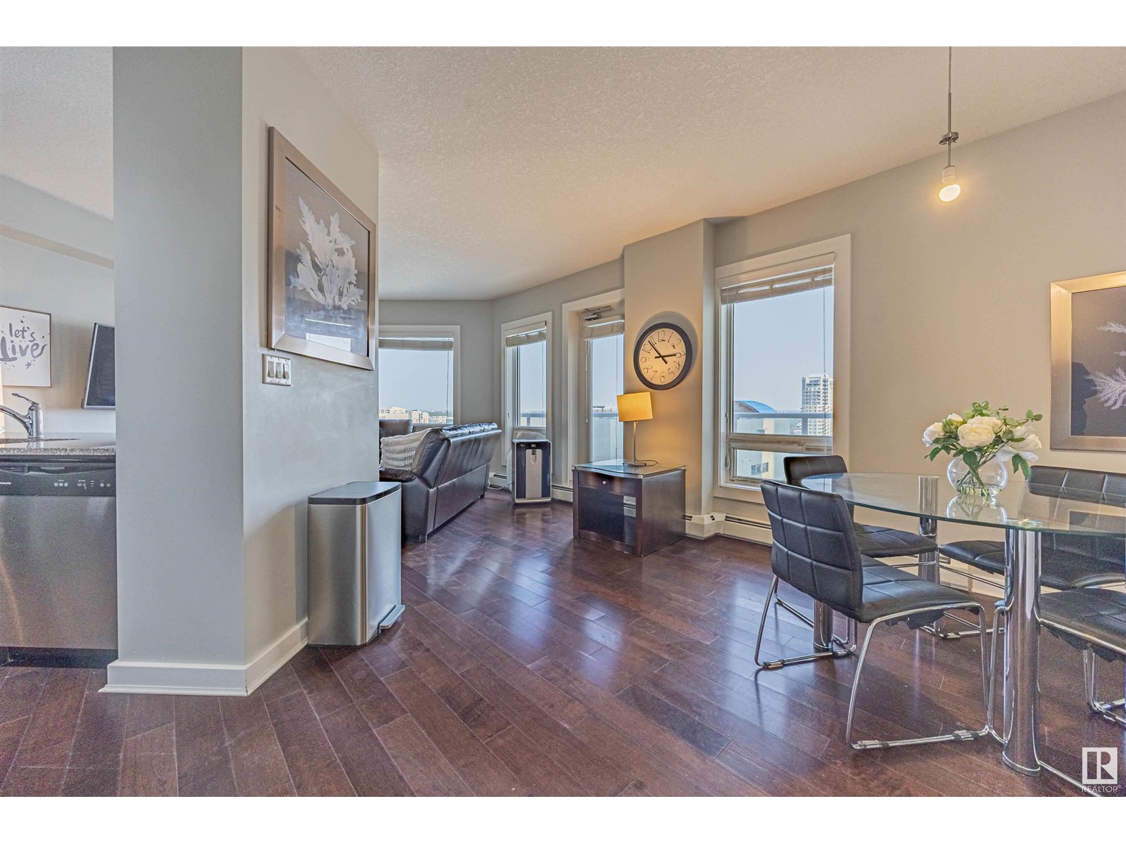 #1201 10152 104 St Nw, Edmonton, Alberta  T5J 0B6 - Photo 3 - E4441008