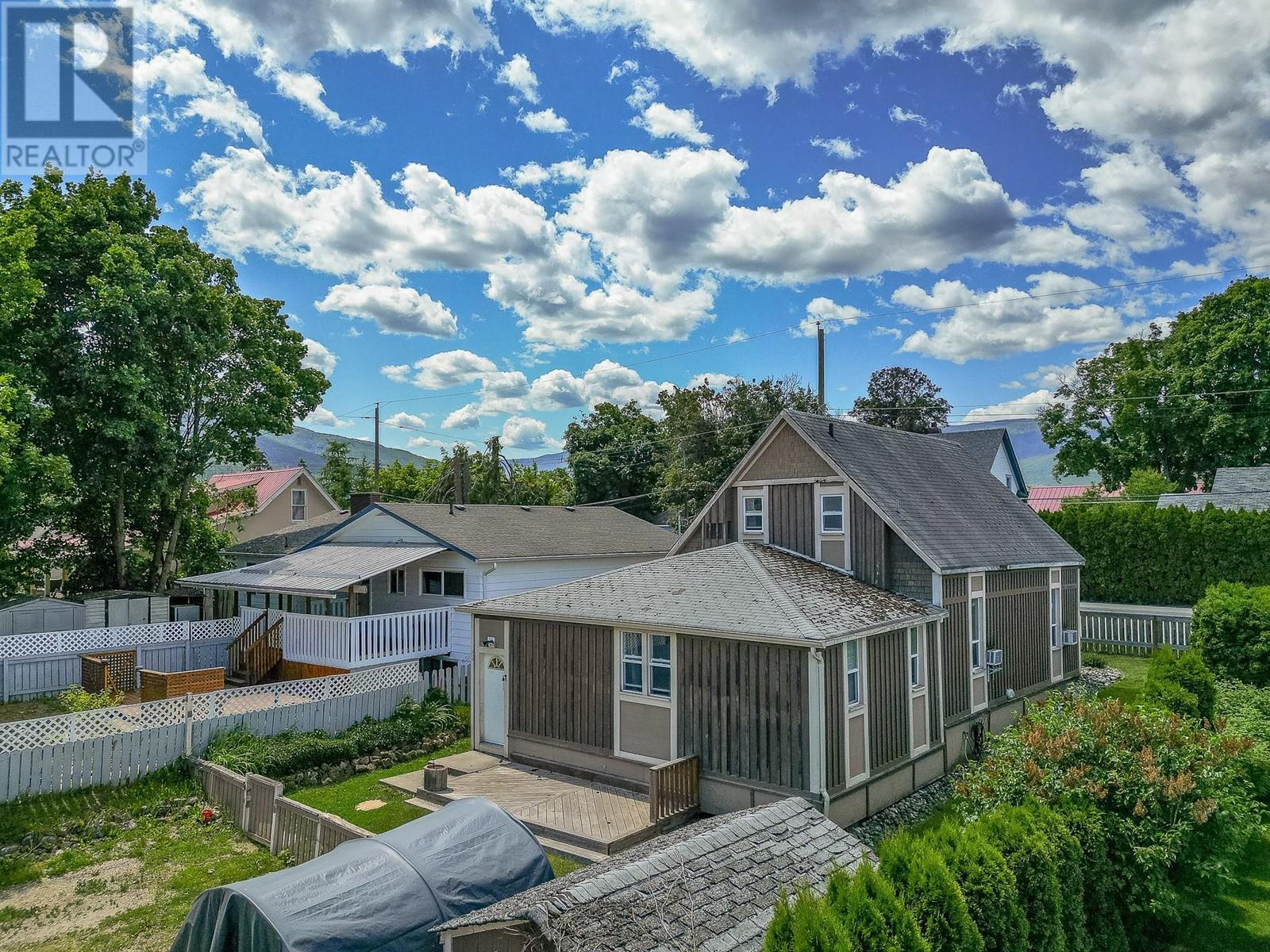 150 1 Street Se, Salmon Arm, British Columbia  V1E 4H5 - Photo 6 - 10349355
