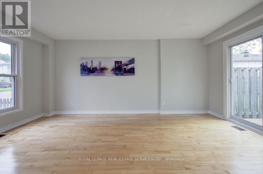 11 Jacobs Square, Brampton, Ontario  L6S 2M5 - Photo 10 - W12203478