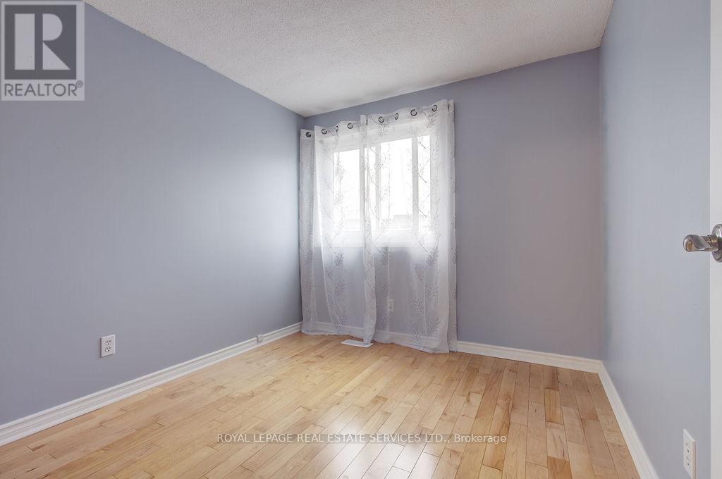 11 Jacobs Square, Brampton, Ontario  L6S 2M5 - Photo 15 - W12203478