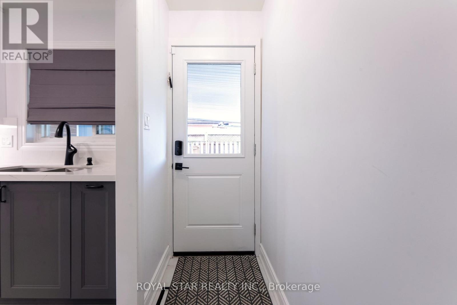 74 Glebe Crescent, Brampton, Ontario  L6S 1G1 - Photo 31 - W12203844
