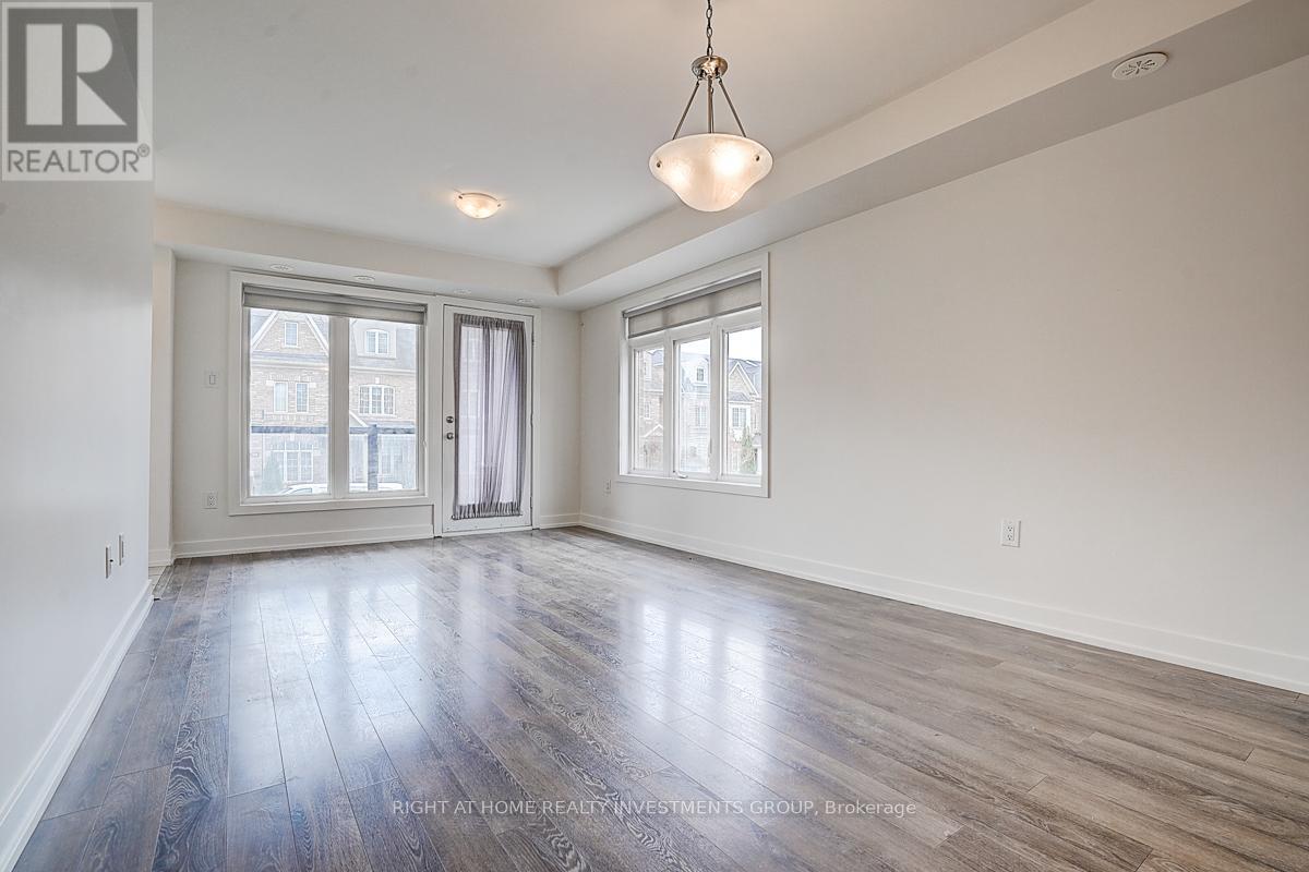 Property at 116 - 100 PARROTTA DRIVE image 5
