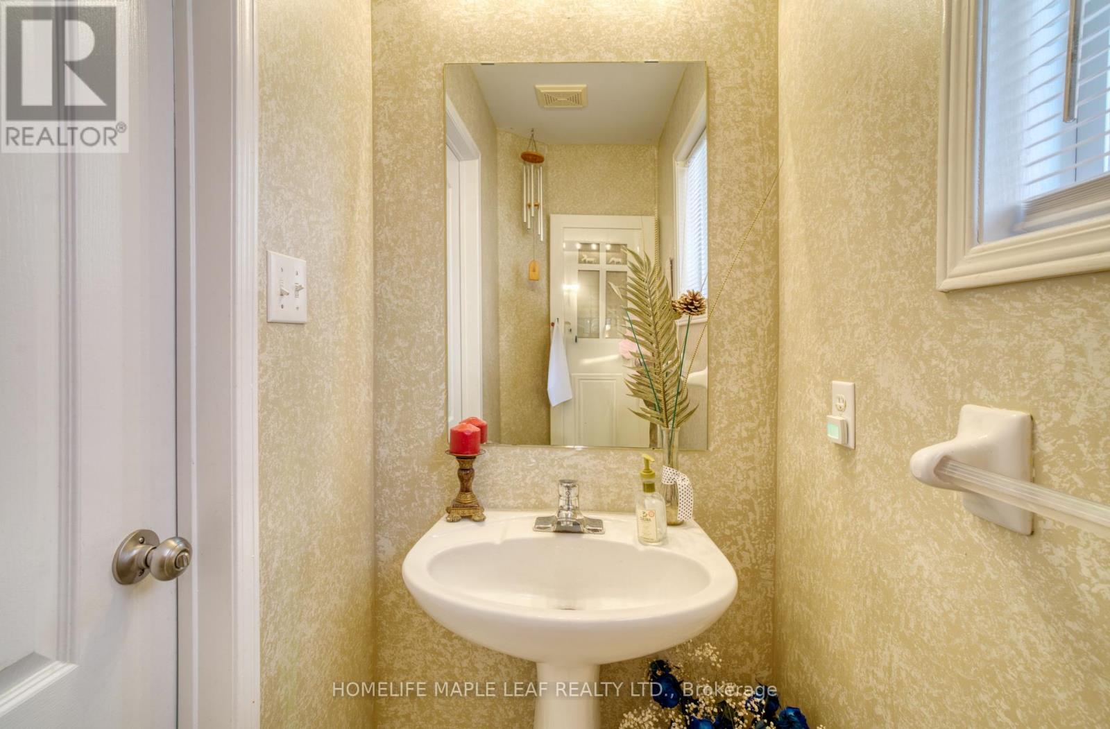 44 Wilmont Court, Brampton, Ontario  L6X 4Z6 - Photo 19 - W12203878
