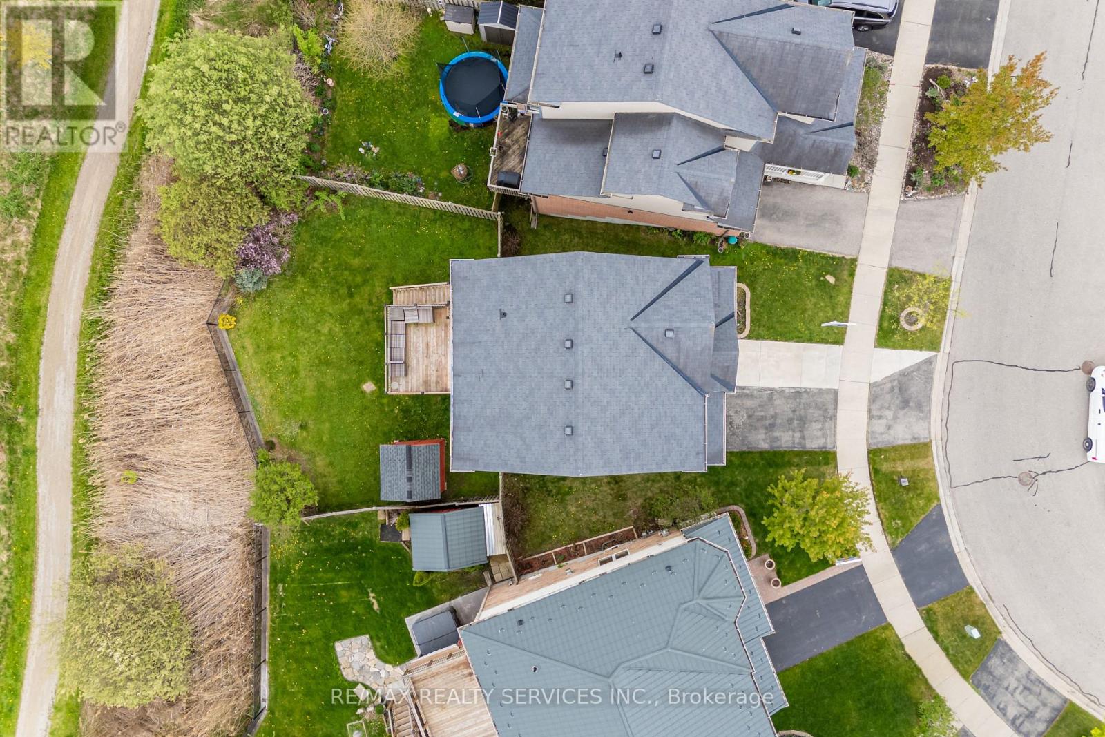 Property at 112 FLETCHER CIRCLE image 3