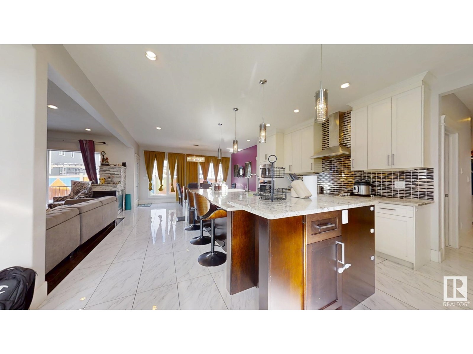 1273 Adamson Dr Sw, Edmonton, Alberta  T6W 2N7 - Photo 4 - E4441015