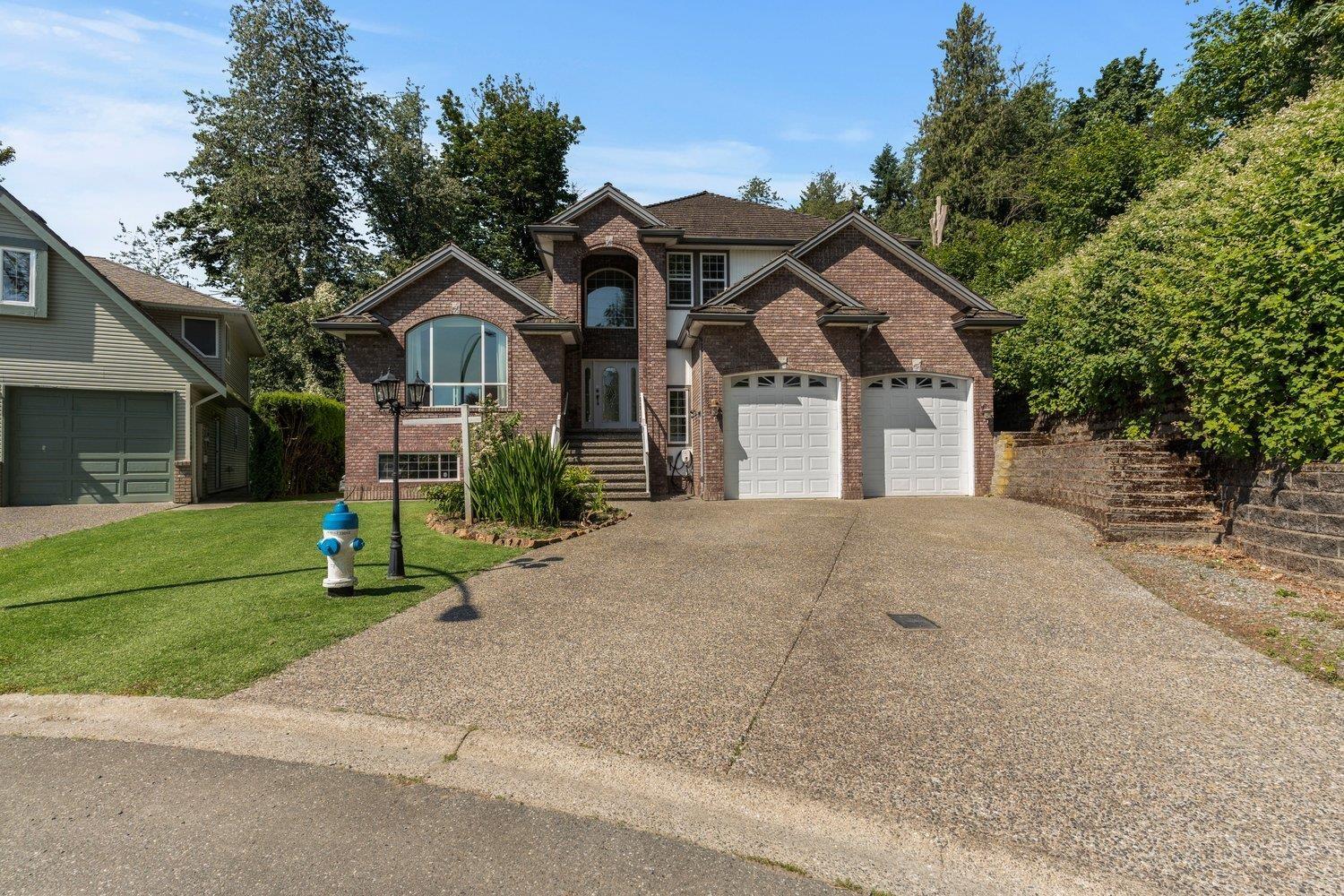 Property at 36477 COUNTRY PLACE image 2