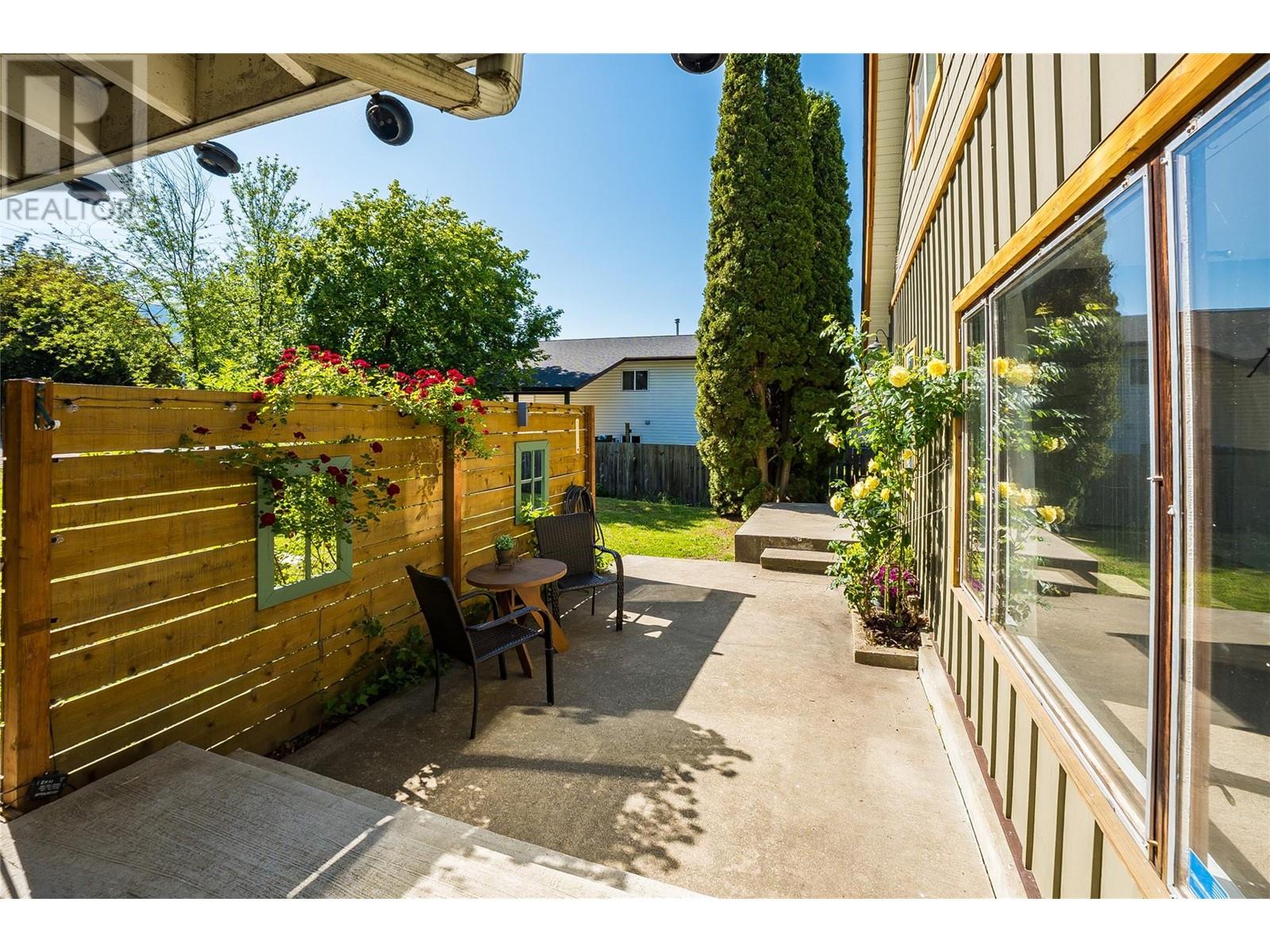 Property at 412 7TH Avenue image 5