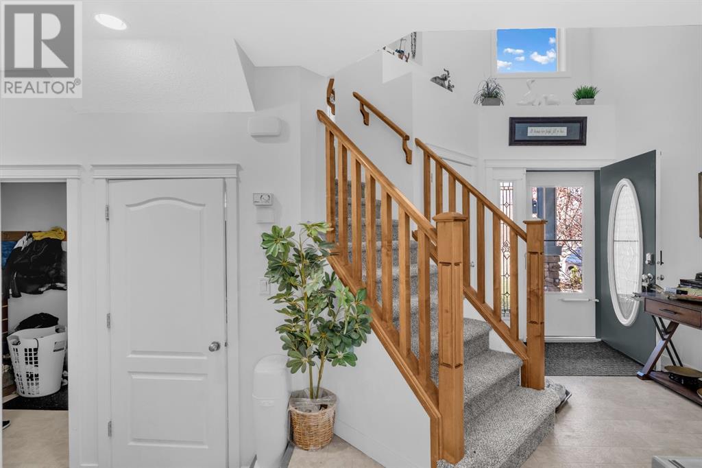 Property at 373 brightonstone Green SE image 4
