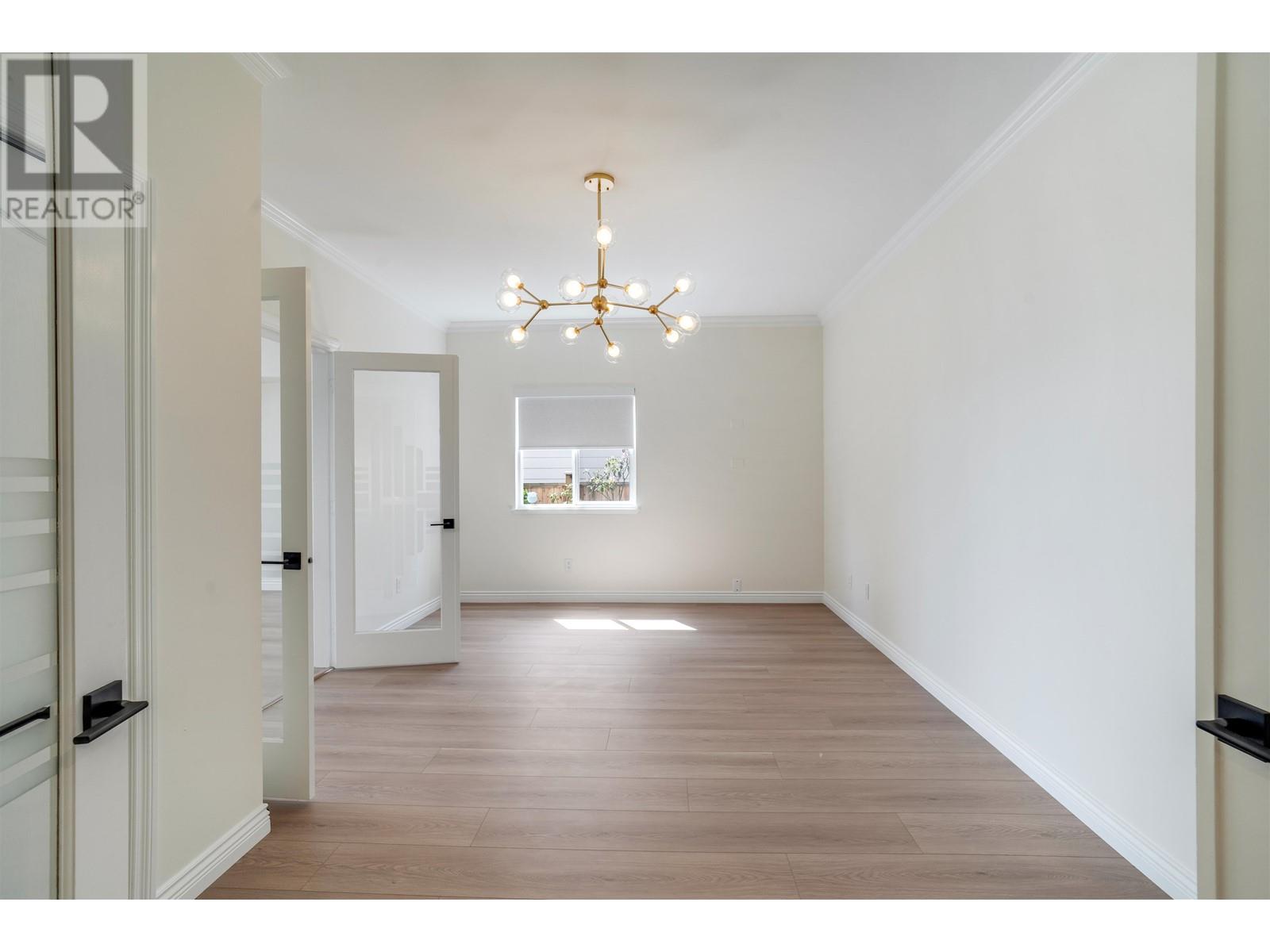 639 Chapman Avenue, Coquitlam, British Columbia  V3J 4A2 - Photo 11 - R3012517