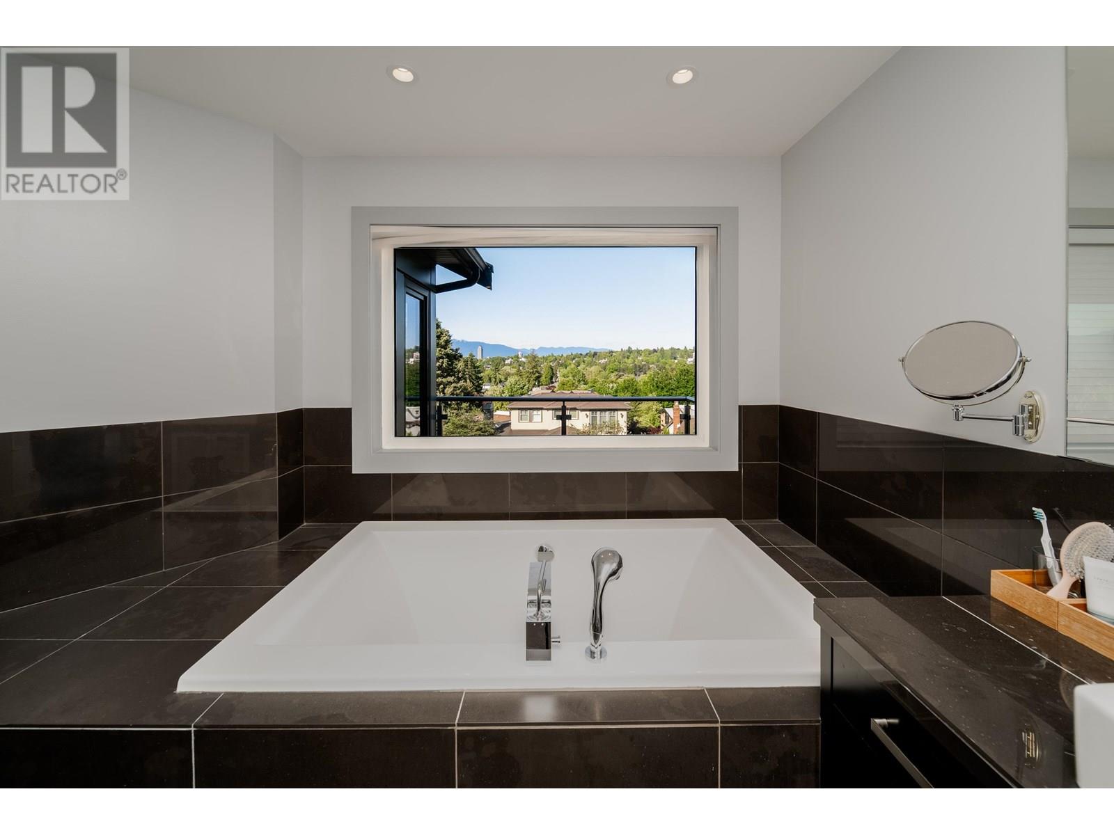4371 Puget Drive, Vancouver, British Columbia  V6L 2V7 - Photo 28 - R3012532