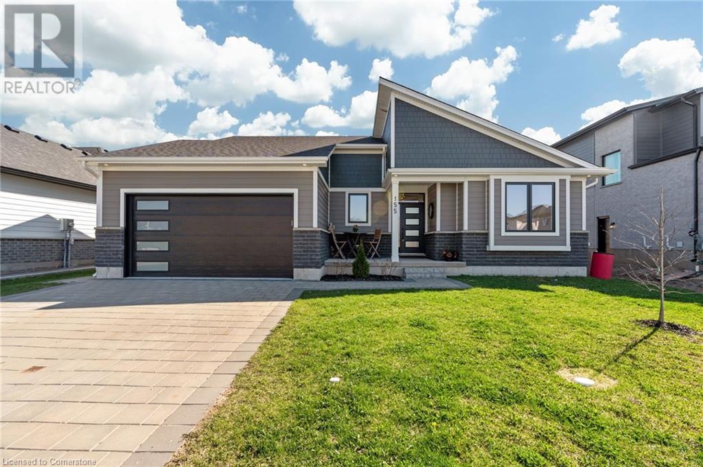 155 MCLEOD Street, Parkhill, Ontario