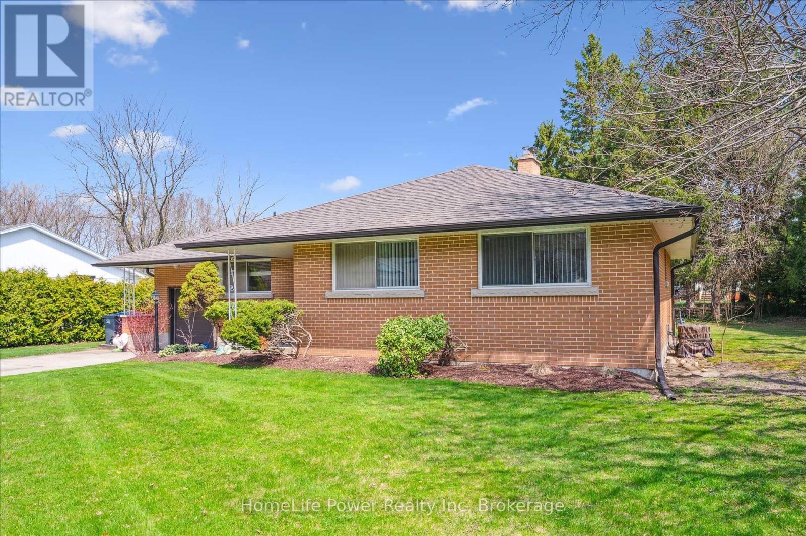 Property at 6 EVERGREEN DRIVE image 2