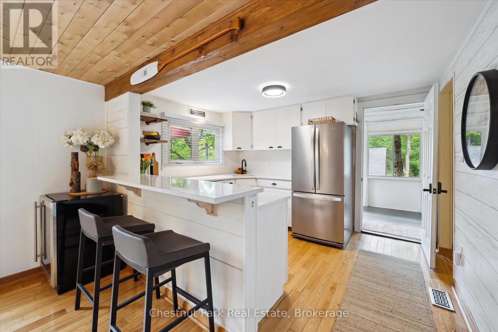 218 North Drive, Huntsville, Ontario  P1H 2J2 - Photo 11 - X12203933