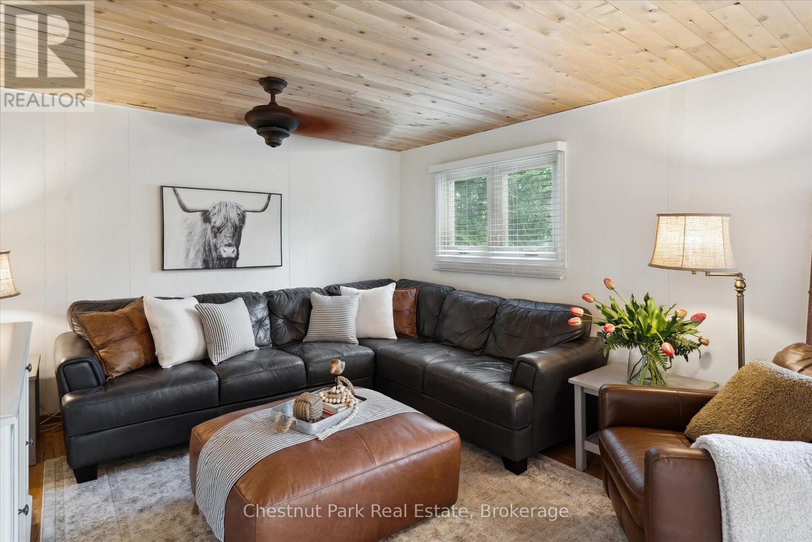 218 North Drive, Huntsville, Ontario  P1H 2J2 - Photo 18 - X12203933