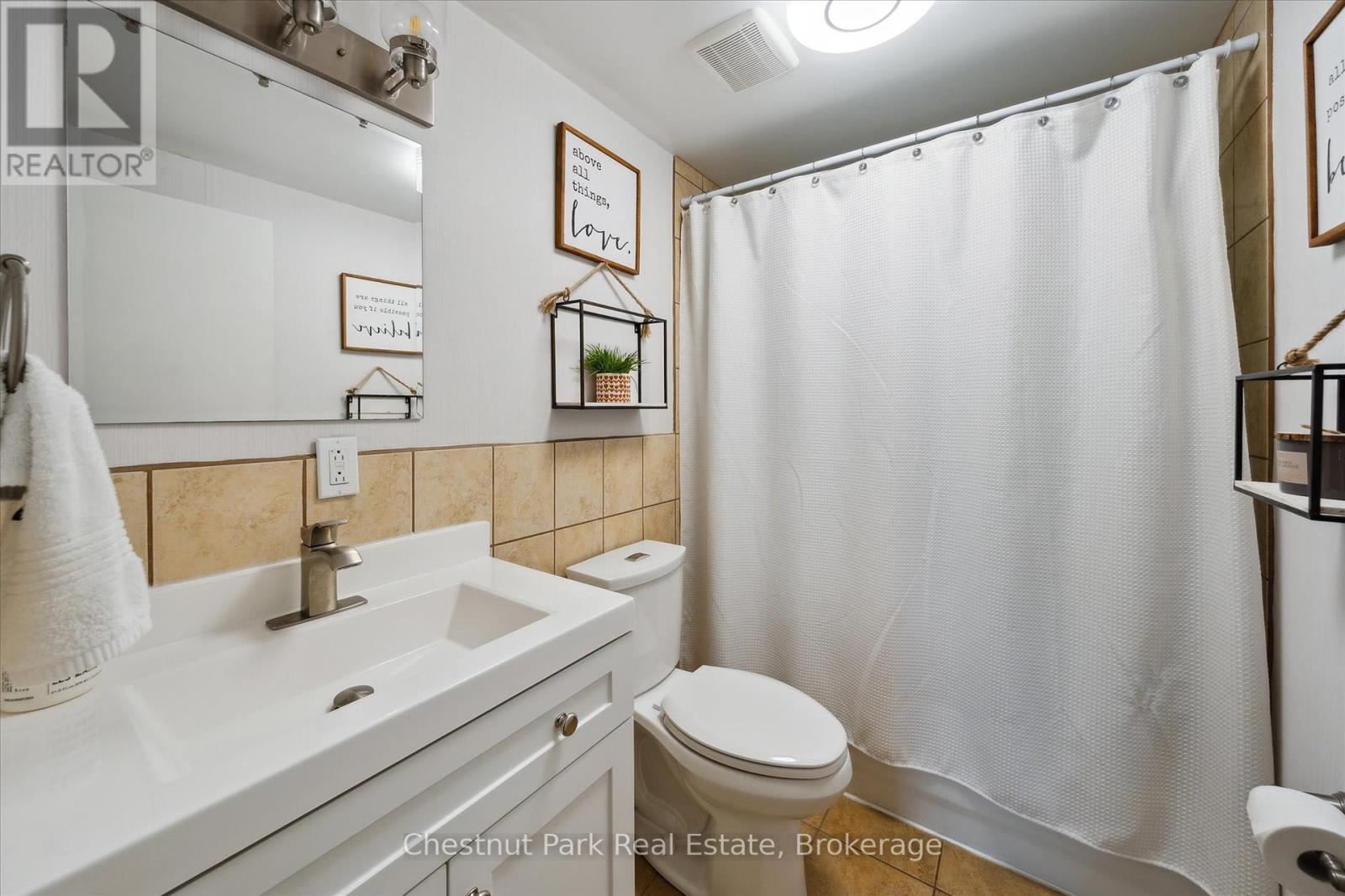 218 North Drive, Huntsville, Ontario  P1H 2J2 - Photo 22 - X12203933