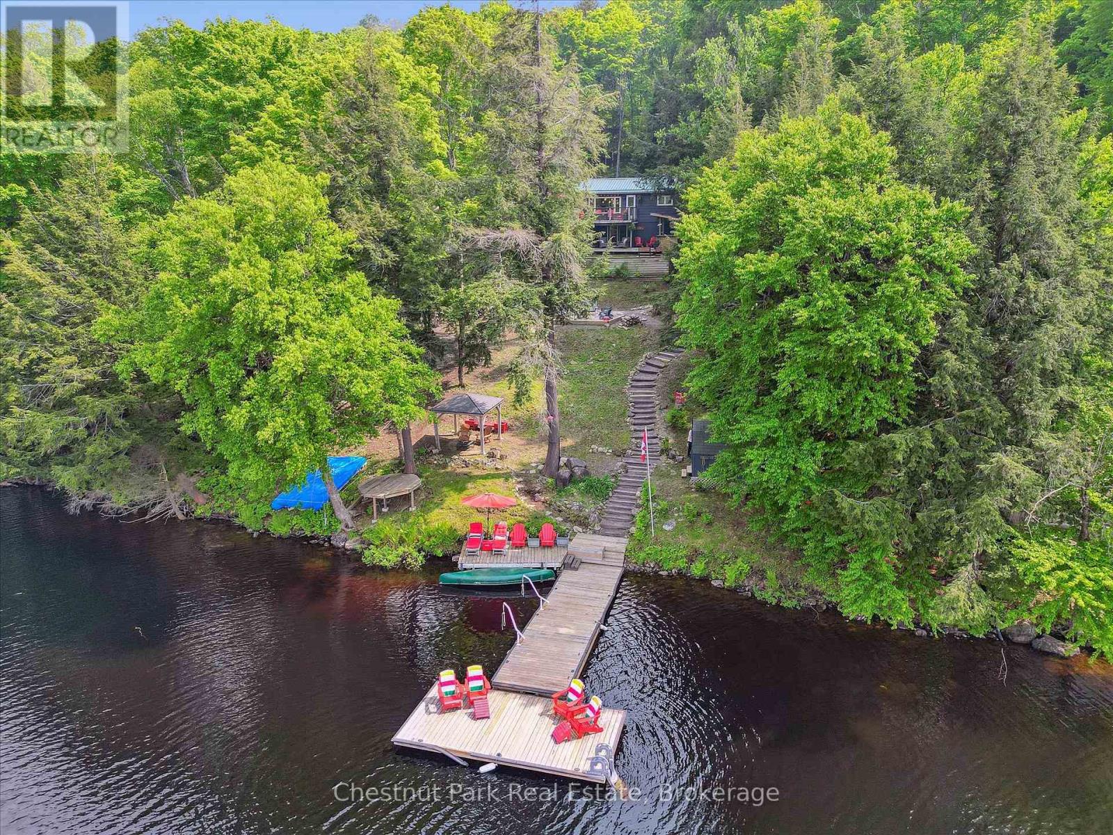 218 North Drive, Huntsville, Ontario  P1H 2J2 - Photo 44 - X12203933