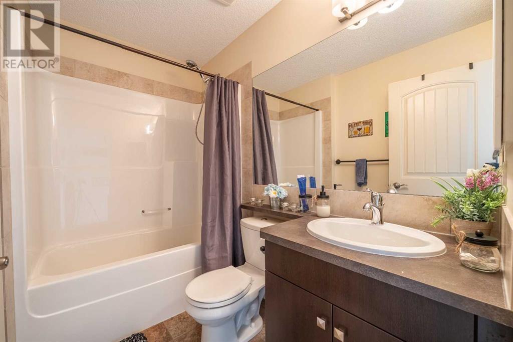 161 Sunset Common, Cochrane, Alberta  T4C 0L9 - Photo 28 - A2215416