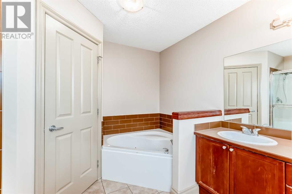 512 Cresthaven Place Sw, Calgary, Alberta  T3B 5Z8 - Photo 21 - A2228130