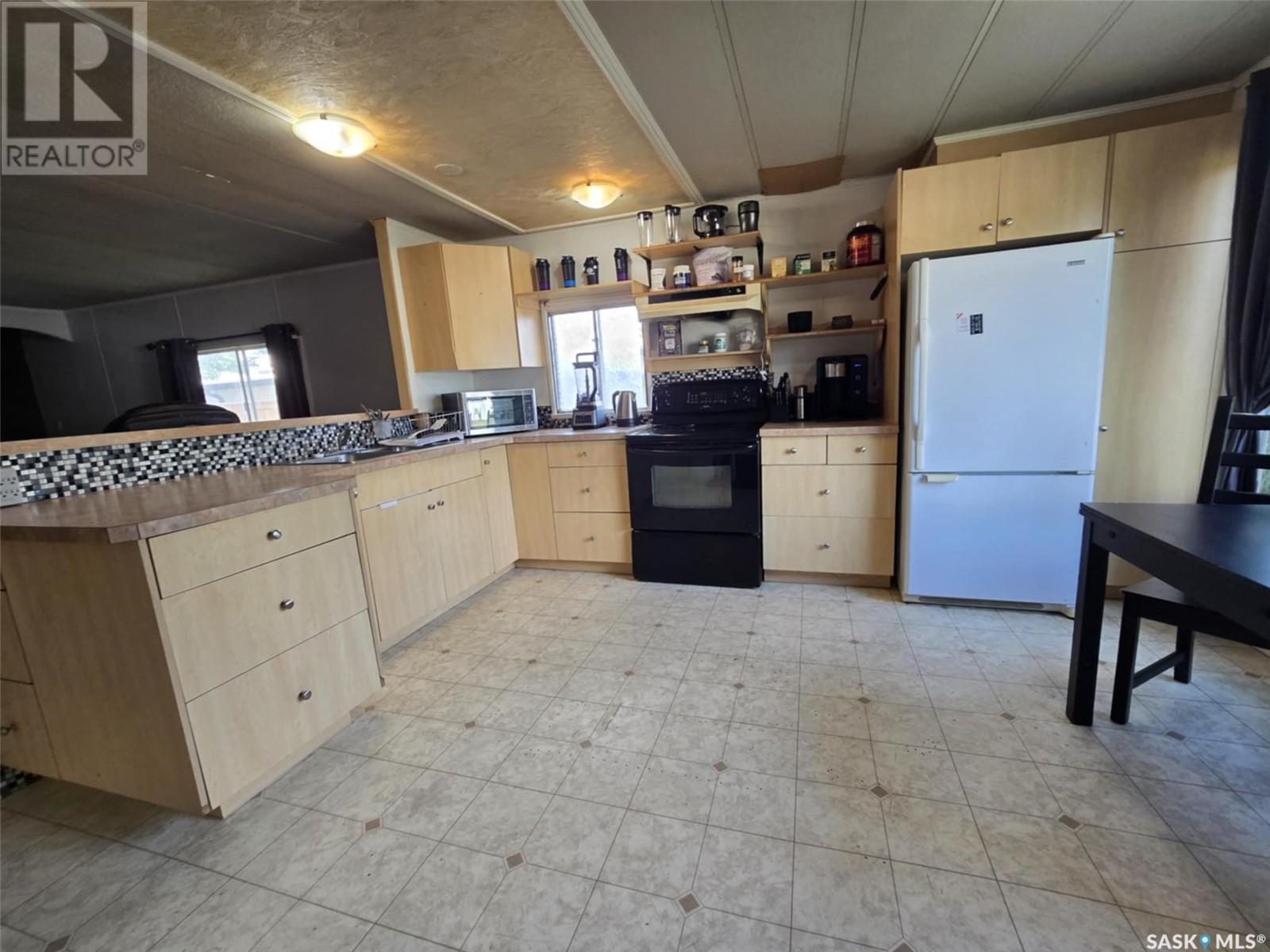 106 Larch Street, Caronport, Saskatchewan  S0H 0S0 - Photo 20 - SK996582