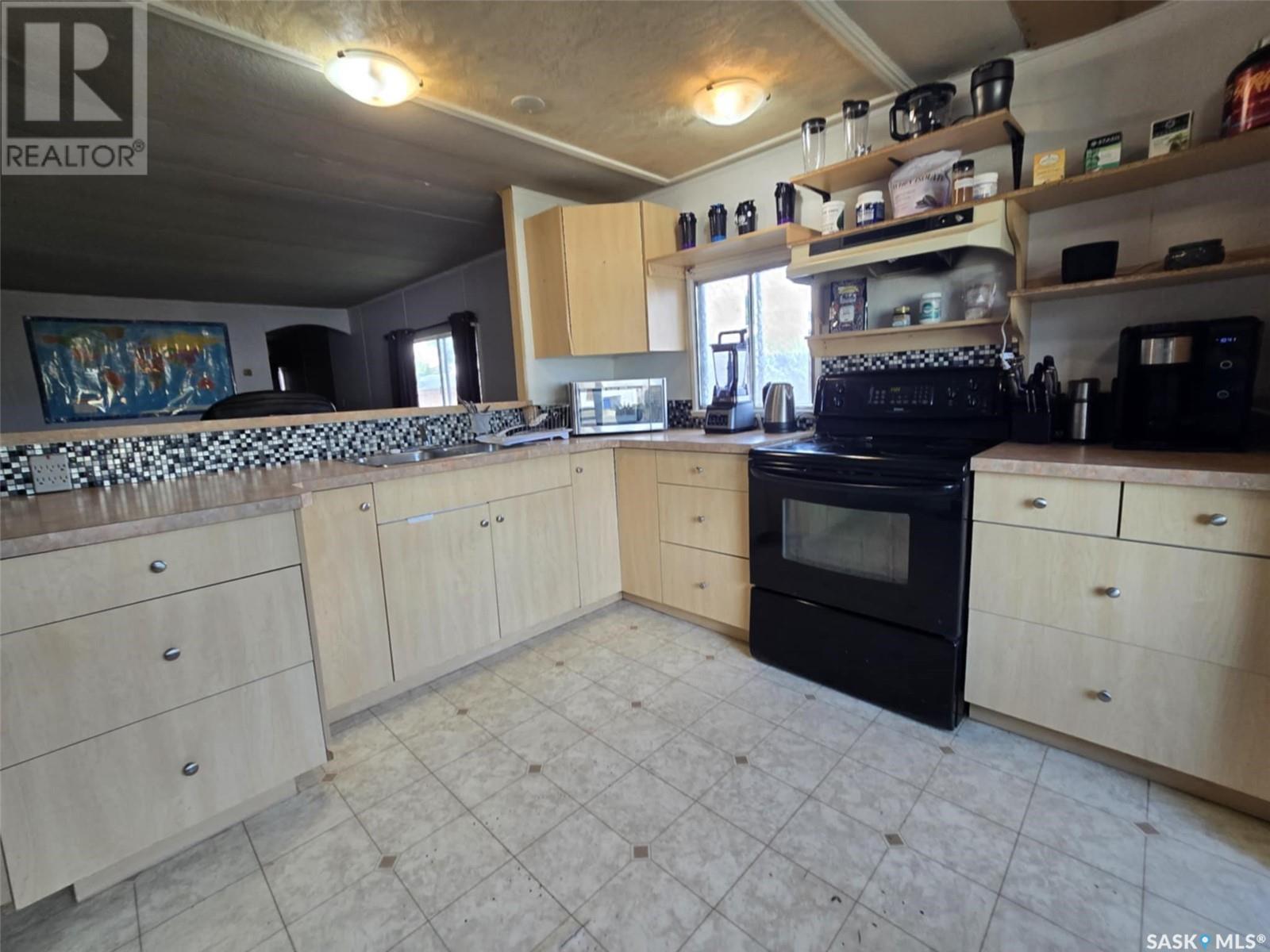 106 Larch Street, Caronport, Saskatchewan  S0H 0S0 - Photo 24 - SK996582