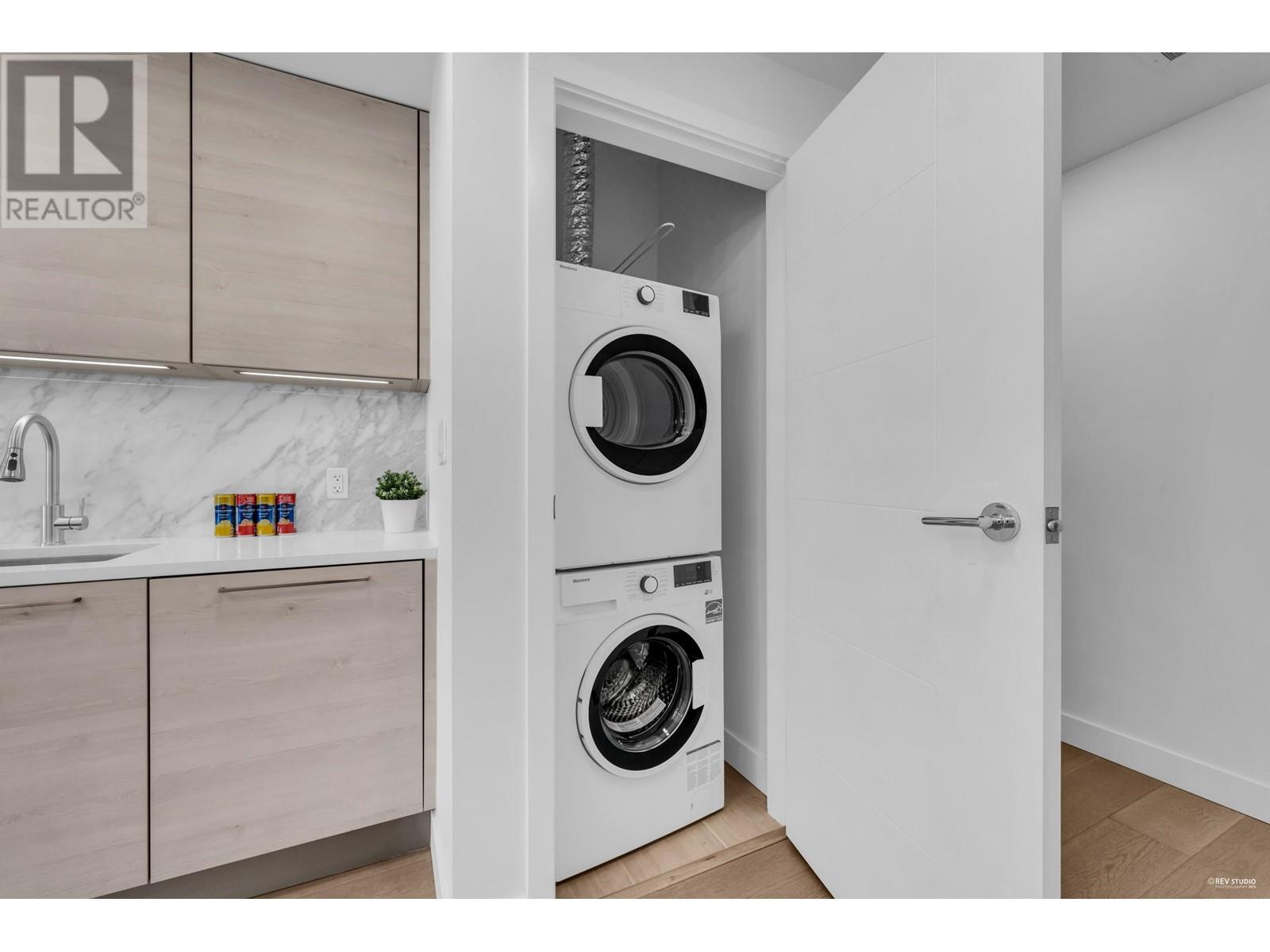 Listing Picture 16 of 35 : 3504 4458 BERESFORD STREET, Burnaby / 本拿比 - 魯藝地產 Yvonne Lu Group - MLS Medallion Club Member