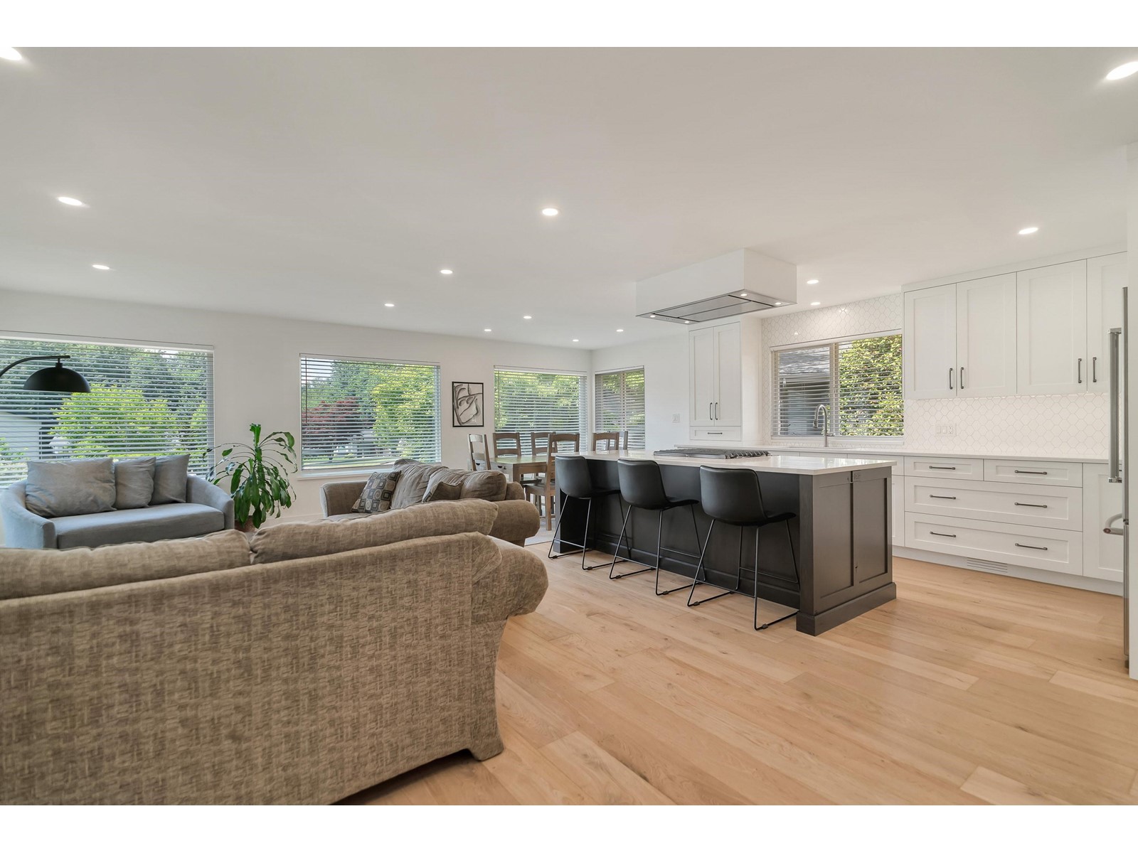 34502 Blatchford Way, Abbotsford, British Columbia  V2S 5J8 - Photo 5 - R3012184