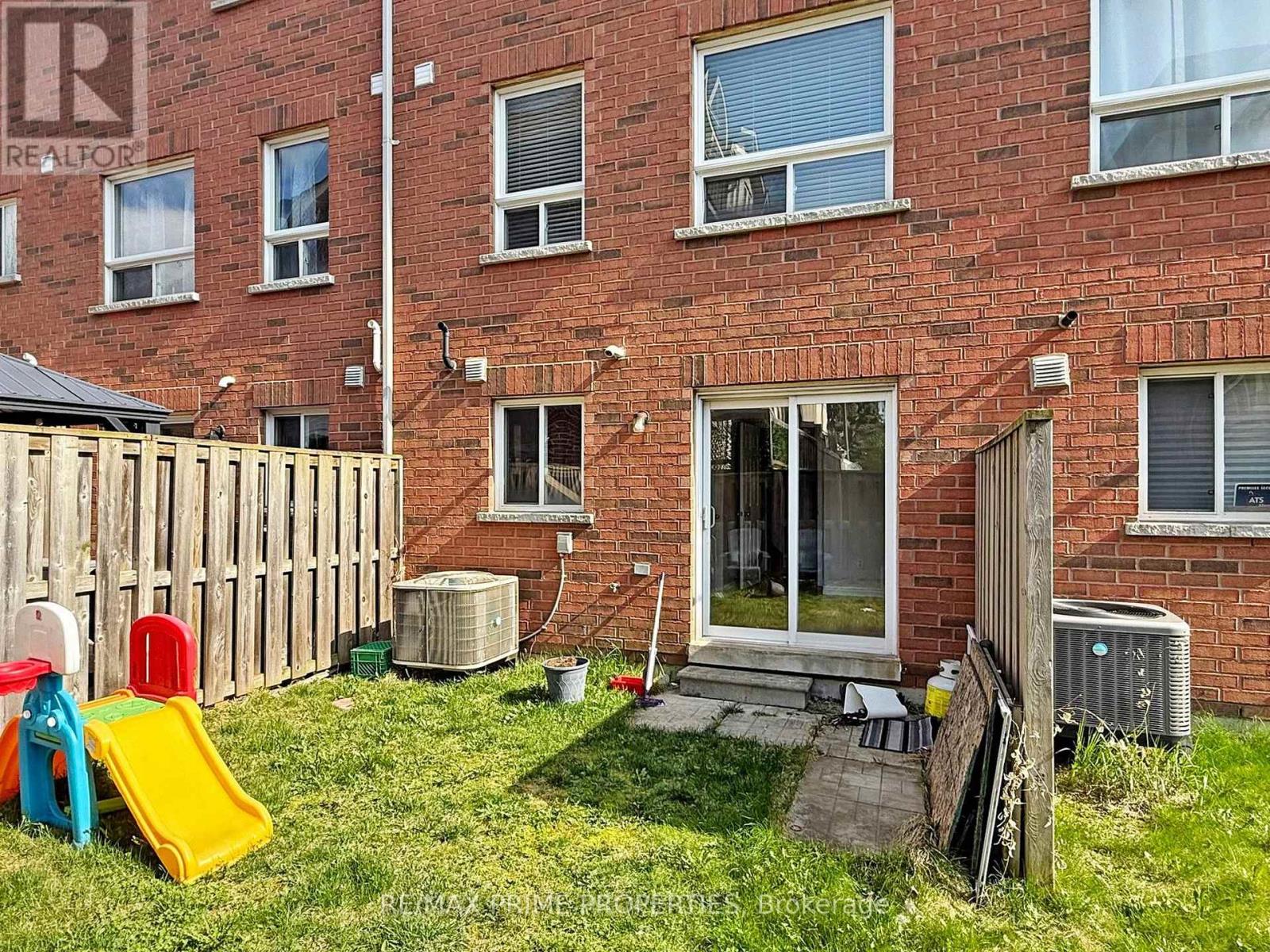 83 Huxtable Lane, Toronto, Ontario  M1B 0A4 - Photo 49 - E12203905