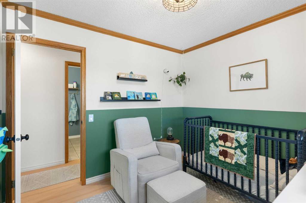 19 West Mackay Crescent, Cochrane, Alberta  T4C 1J8 - Photo 18 - A2218994