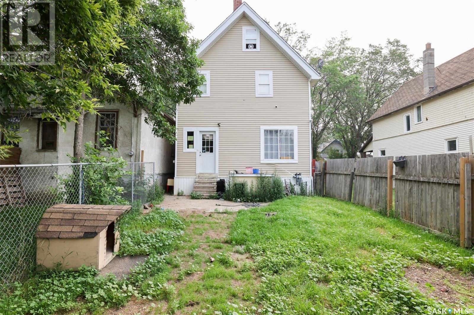1550 Robinson Street, Regina, Saskatchewan  S4T 2N8 - Photo 27 - SK008492