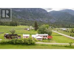 4512 48TH Street, canyon, British Columbia