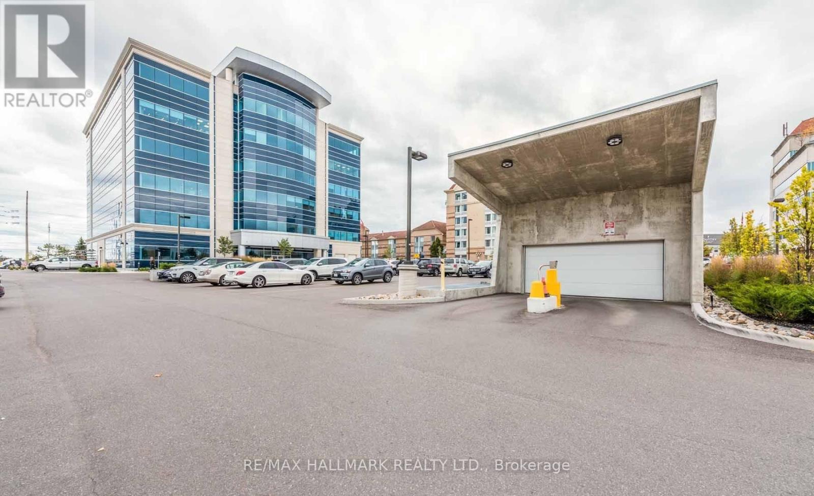 407 - 218 Export Boulevard, Mississauga, Ontario  L5S 1Y4 - Photo 19 - W12203923