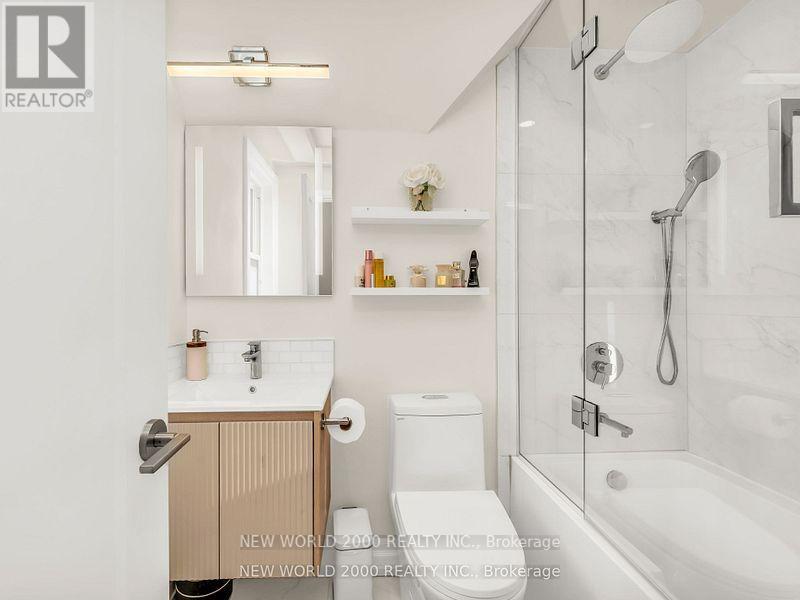 32 Edwalter Avenue, Toronto, Ontario  M8Y 1Z3 - Photo 25 - W12203924
