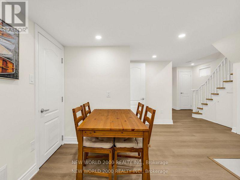 32 Edwalter Avenue, Toronto, Ontario  M8Y 1Z3 - Photo 31 - W12203924