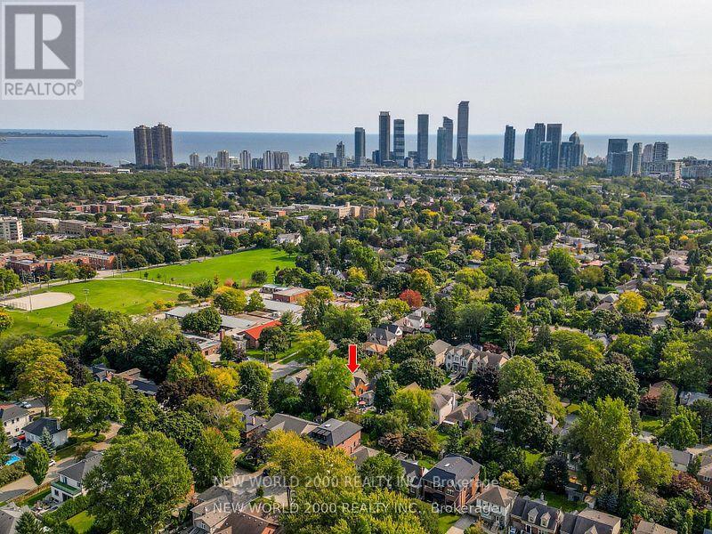 32 Edwalter Avenue, Toronto, Ontario  M8Y 1Z3 - Photo 40 - W12203924