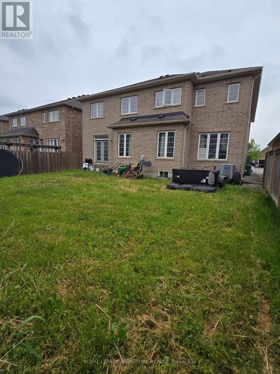 7 Henderson Street, Hamilton, Ontario  L9K 0G8 - Photo 4 - X12200580