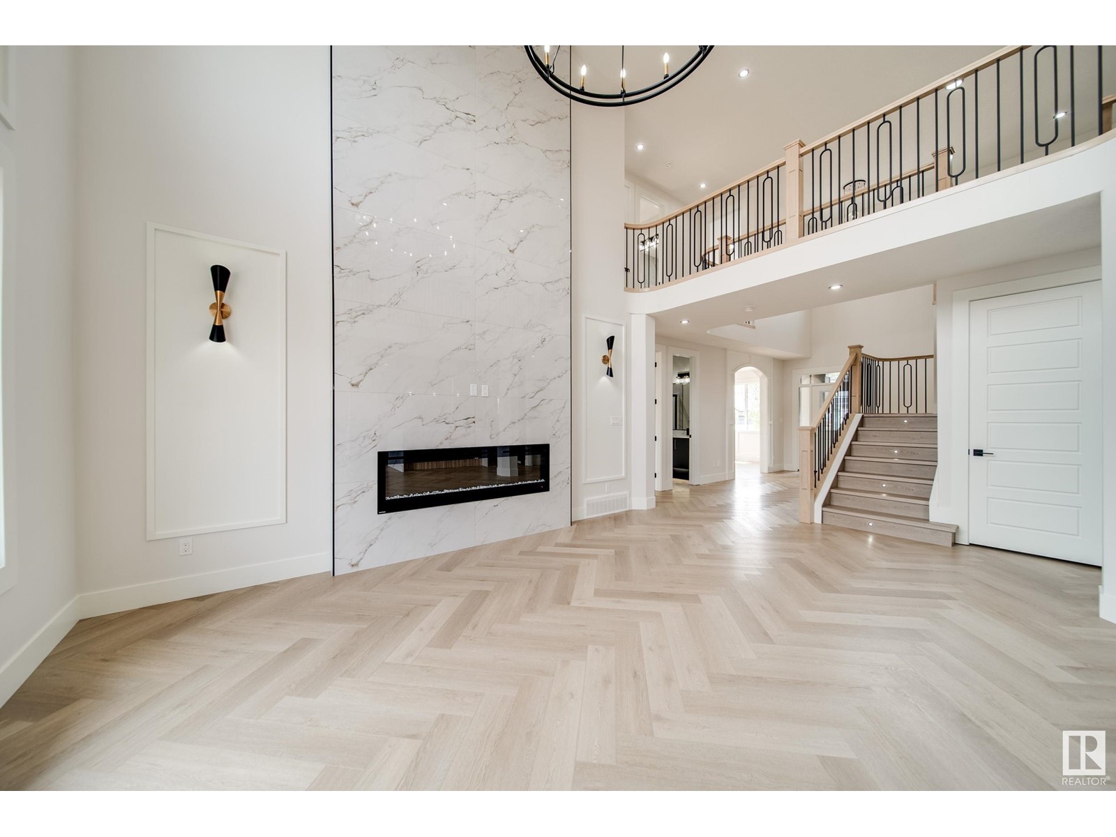 4004 Ginsburg Cr Nw, Edmonton, Alberta  T5T 4V2 - Photo 17 - E4441022